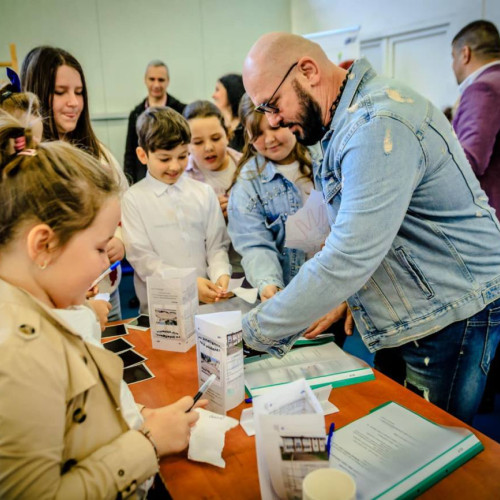 Intâlnire captivantă pentru elevii din Titu