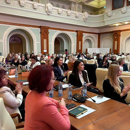 Reuniune națională a Organizației Femeilor Social-Democrate la Palatul Parlamentului