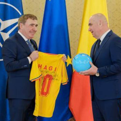 Gheorghe Hagi, decorat cu Ordinul Național "Steaua României"