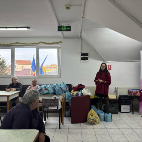Campania &quot;Alături de ele&quot; desfășurată de Rotaract Club Oradea