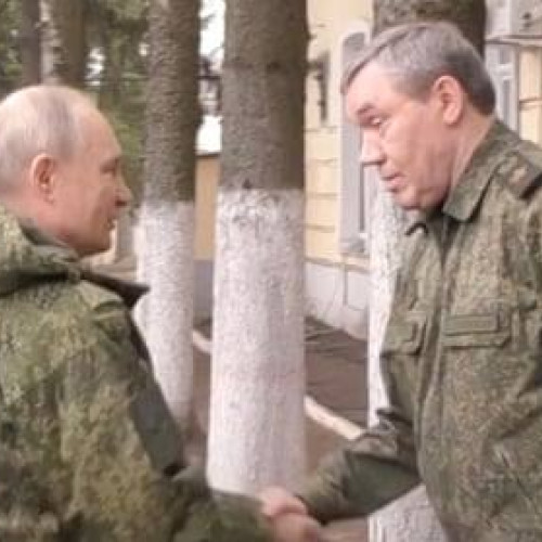 Vladimir Putin vizitează trupele rusești din regiunea Kursk