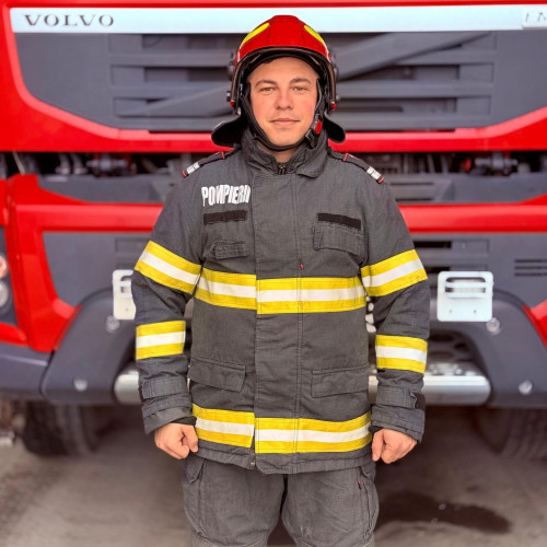 Povestea emoționantă a unui tânăr pompier din Botoșani