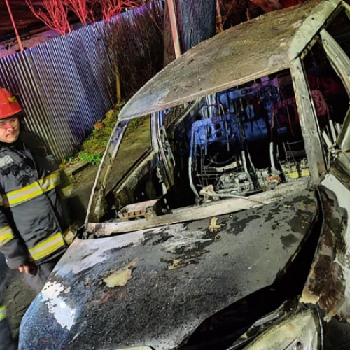 Incendiu distruge un autoturism în Dâmbul Rotund, Cluj-Napoca