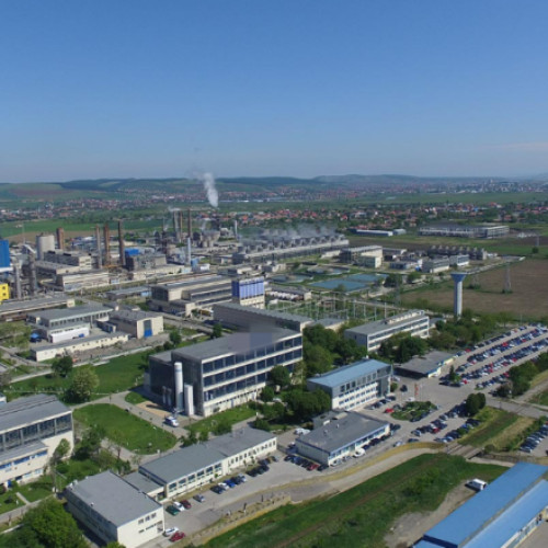 Romgaz analizează preluarea combinatului Azomureș pentru revitalizarea industriei chimice
