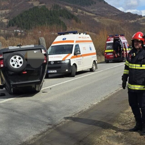Accident rutier în Bistrița-Năsăud: două victime transportate la spital
