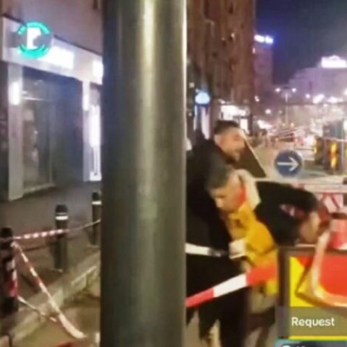 Incident violent în fața sediului AUR din București