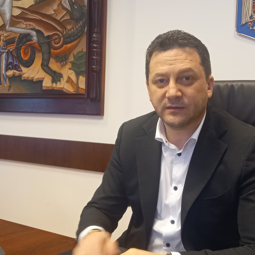 Cadrele didactice pensionabile din Botoșani nu cumulează salariul cu pensia