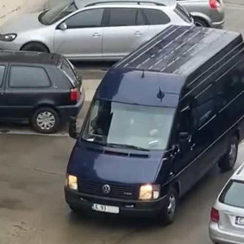 Dubita cu megafon, care a terorizat clujenii, a revenit în Florești