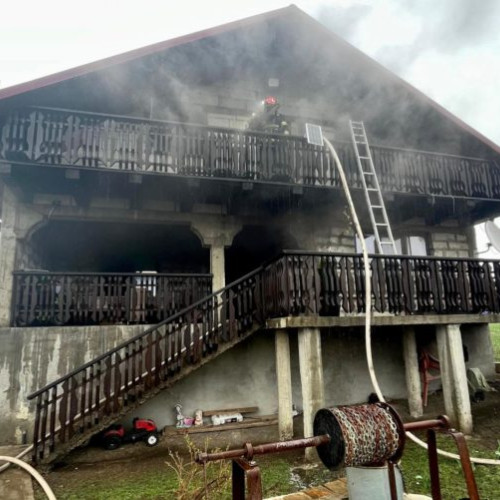 Incendiu în localitatea Horlaceni