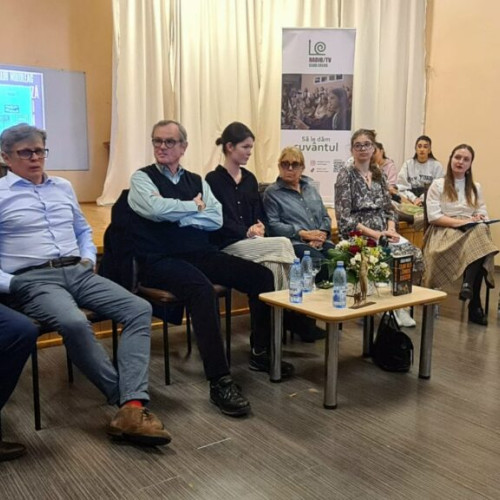 Trei colegii ieșene găzduiesc un turneu literar dedicat romanului „Strania valiză a domnului Silberstein”