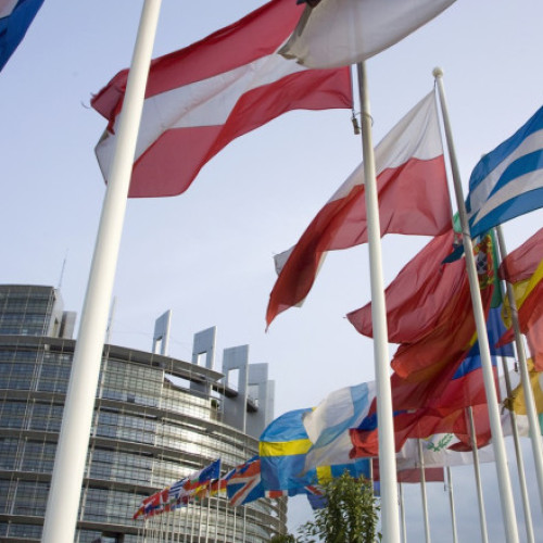 Uniunea Europeană propune un impozit minim de 2% pentru cei mai bogați