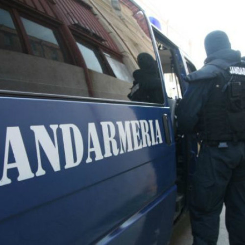 Doi botosaneni prinși cu țigări de contrabandă