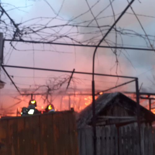 Zilele de weekend au adus alarme de incendiu la ISU Neamț