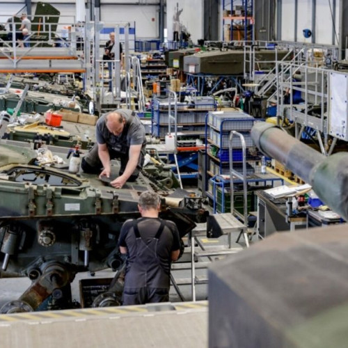 Un impozit minim de 2% pentru cei mai bogați ar putea strânge 67 de miliarde de euro pentru UE