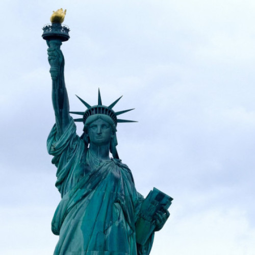 Donald Trump refuză cererea Franței de returnare a Statuei Libertății
