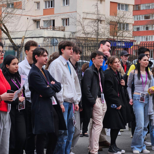 Criss din Botoșani câștigă competiția națională de dezbateri