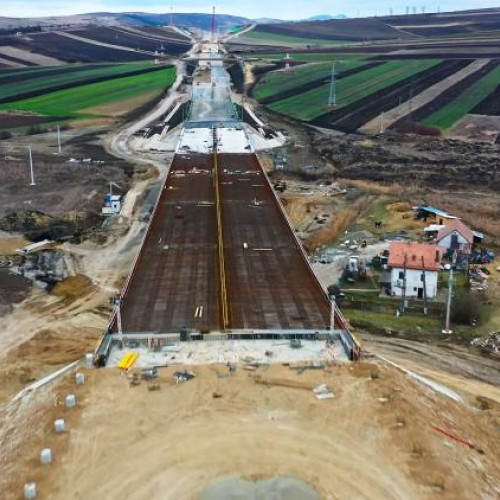 Drumul expres DEx4 Tureni întârziață, conform experților