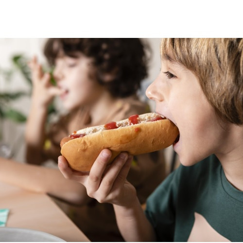 Primaria Mihai Viteazu a lansat licitatia pentru servicii de catering