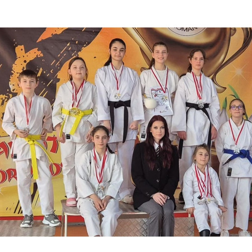 Concurs de karate reunește sportivi din toată țara
