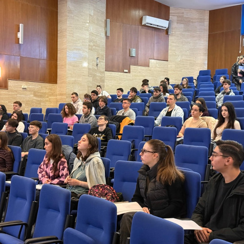 Pregătiri pentru examenul de Bacalaureat la Facultatea de Matematică și Informatică