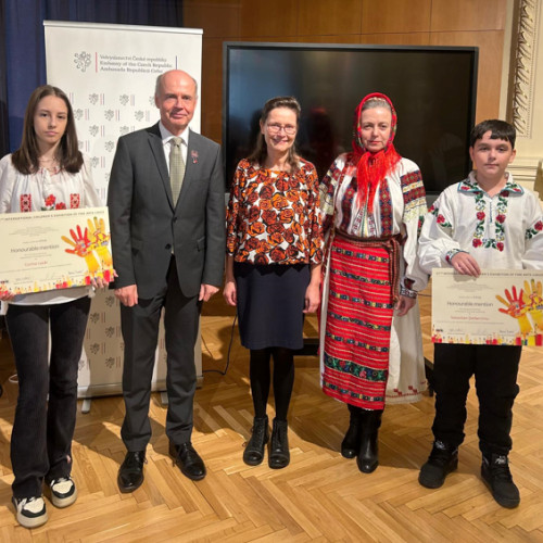 Ambasada Republicii Cehe din București a găzduit premierea la LIDICE