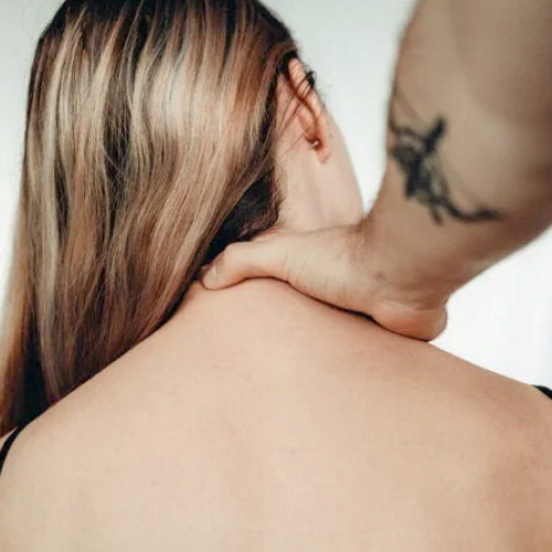 Proxenet din Craiova condamnat după exploatarea a 30 de tinere, inclusiv o minoră din Lupeni