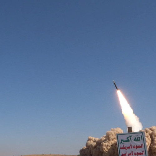 Armata israeliană interceptă rachete din Yemen