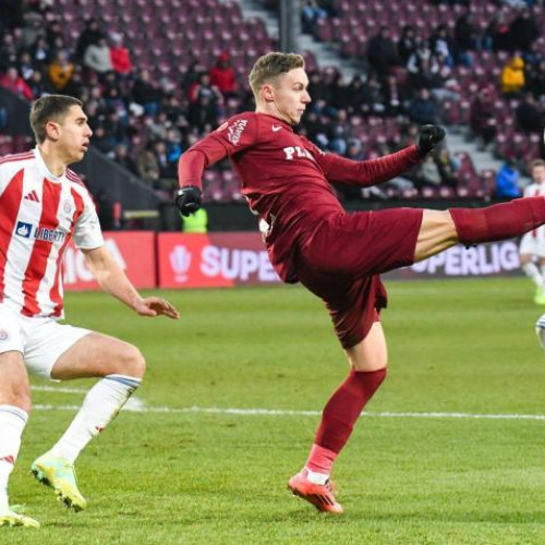 Cosmina Contra, fostul selecționer al echipei naționale a României, discută despre neconvocarea lui Louis Munteanu