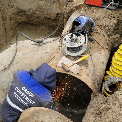 Lucrări de modernizare a rețelei de apă în oraș