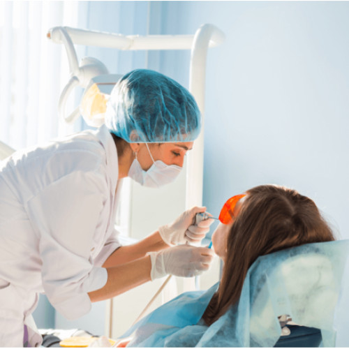 Consiliul Concurenței investighează piața serviciilor stomatologice