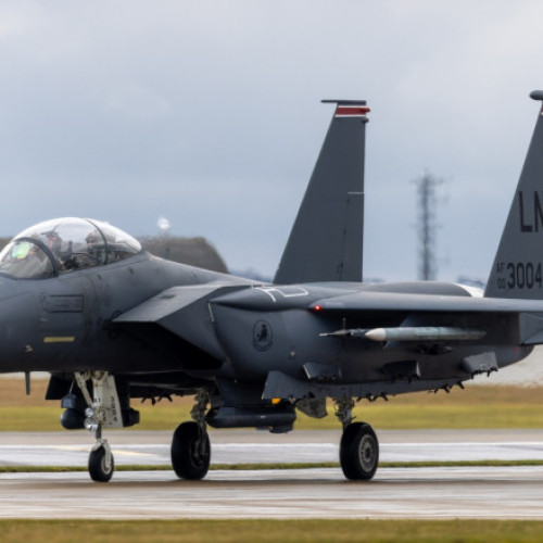 Rasmus Jarlov: Riscurile achiziției de arme americane pentru Europa