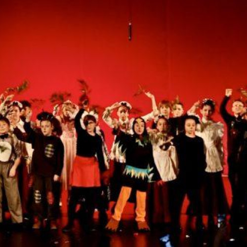 Spectacol de neuitat pe scena Teatrului "Mihai Eminescu" din Botoșani