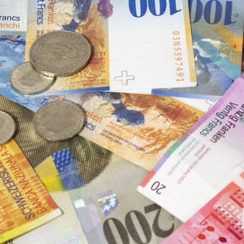 Moneda națională a înregistrat o ușoară creștere față de euro