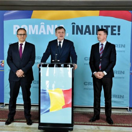 Crin Antonescu în vizită la Prahova pentru campania electorală