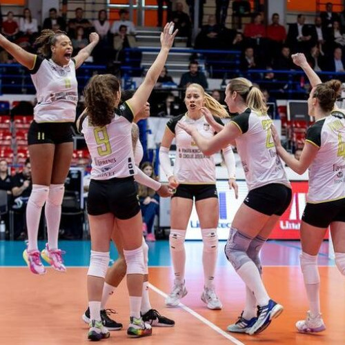 Volei Alba Blaj devine prima finalista a Diviziei A