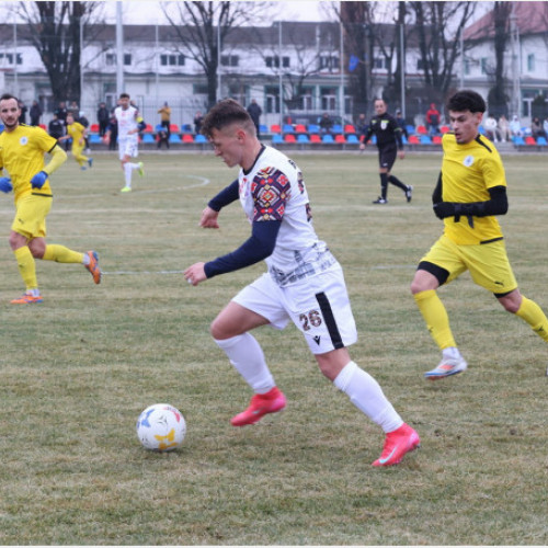 Faza a doua a campionatului Ligii a III-a începe cu meciuri dificile