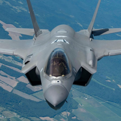 Germania își menține comanda de avioane F-35