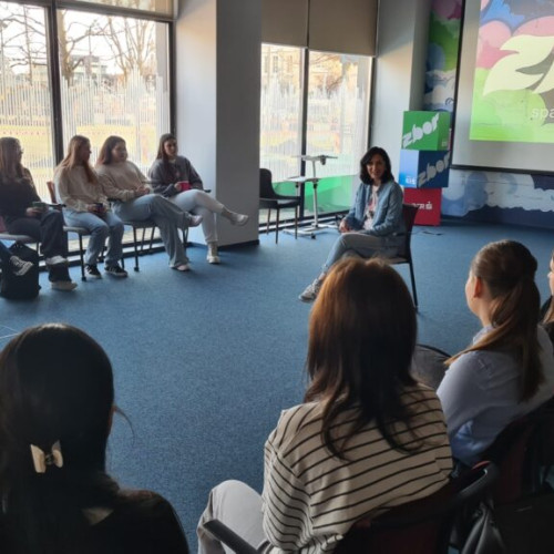 Frica de eșec, o provocare pentru tineri. Workshop pentru gestionarea emoțiilor la Iași