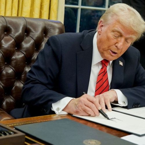 Administratia Trump revoca statutul legal temporar pentru sute de mii de imigranti