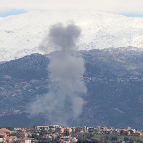 Armata israeliană bombardează sudul Libanului după interceptarea rachetelor