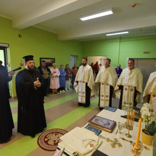 Taina Sfantului Maslu aduce alinare pacienților de la Spitalul de Boli Infectioase și Psihiatrie din Baia Mare