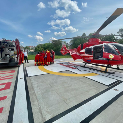 Elicopterul SMURD interveniează urgent pentru o femeie din Botoșani