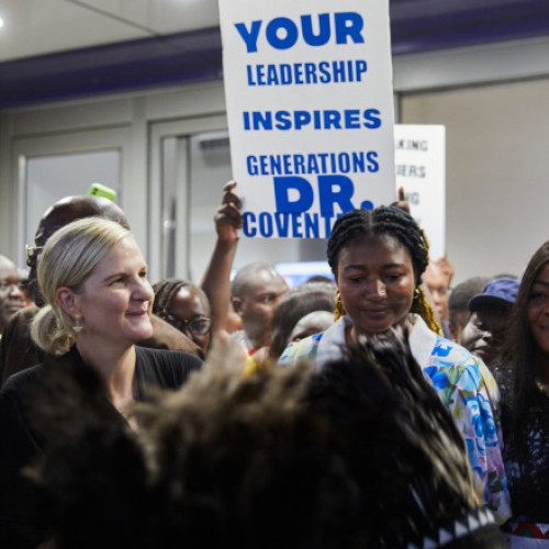 Kirsty Coventry, primită ca o eroină în Zimbabwe după alegerea sa la CIO