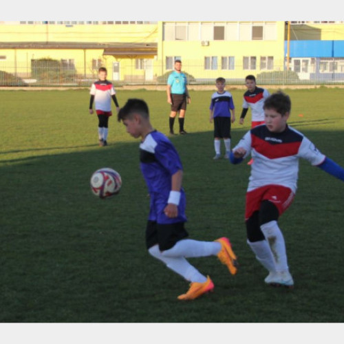 Minerul învinge Bihorul în meciul de juniori U12