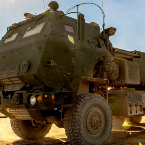 Armata australiană primește primele rachete HIMARS din SUA