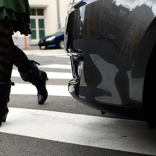 Clujeanul atrage atenția asupra lipsei unei treceri de pietoni