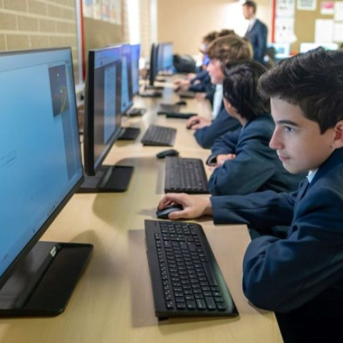 Activitate educațională dedicată competențelor digitale pentru tineri