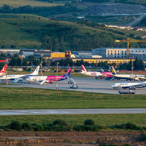 Zborurile Cluj-Budapesta suspendate din cauza scăderii cererii