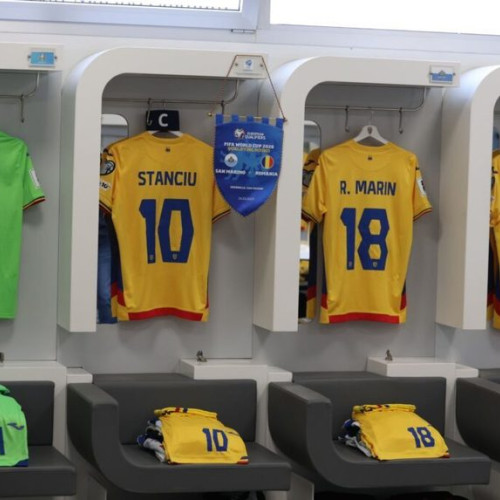 Mircea Lucescu a anunțat echipa României pentru meciul cu San Marino