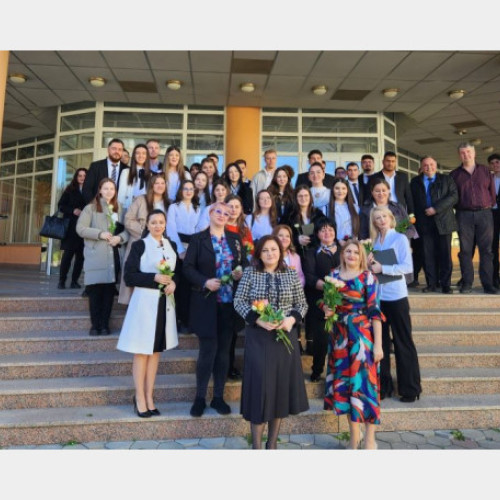 Eveniment cultural dedicat femeilor la Biblioteca Universității din Oradea